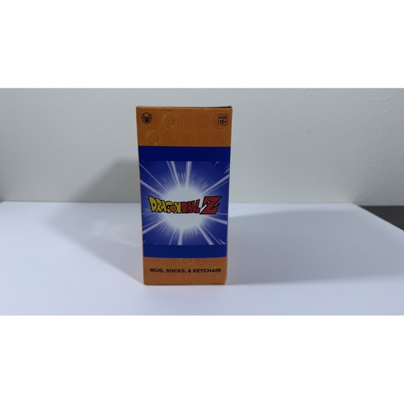 DRAGON BALL Z GIFT SET 12 OZ Mug, Socks, & Keychain -‎ Brand New Sealed - Picture 2 of 8